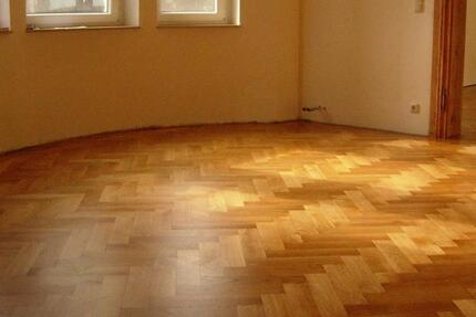 Wohnung Pößneck - 2 Zimmer, 63 m&sup2;, 441&euro; | Angebot:25352758