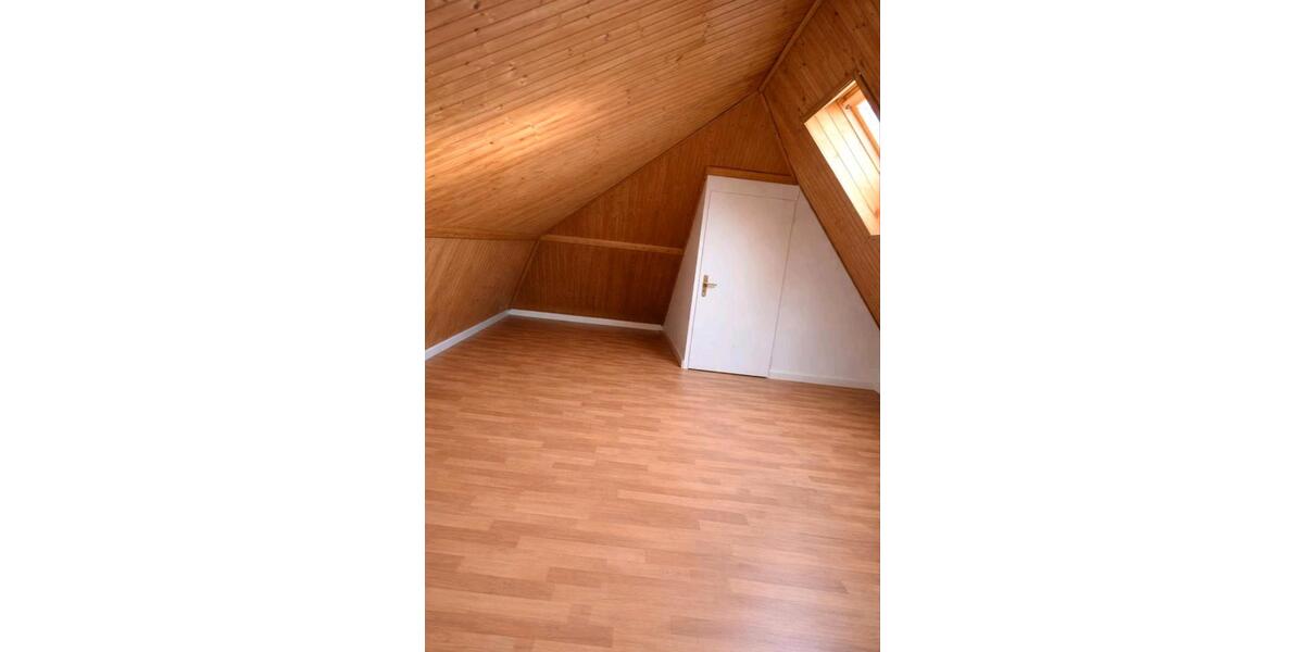 Etagenwohnung Brake (Unterweser) - 2.5 Zimmer, 75 m&sup2;, 600&euro; | Angebot:25214493
