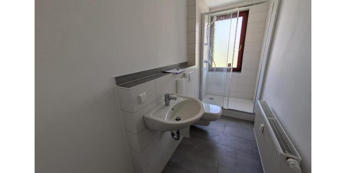 Etagenwohnung Colditz - 3 Zimmer, 69 m&sup2;, 350&euro; | Angebot:25447496