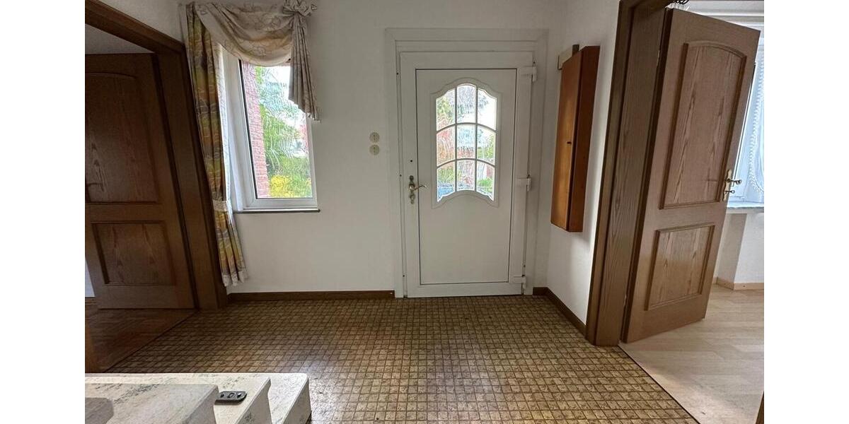 Einfamilienhaus Vechta - 7 Zimmer, 160 m&sup2;, 1.400&euro; | Angebot:26630991