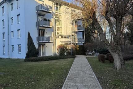 Wohnung Glauchau - 1 Zimmer, 33 m&sup2;, 215&euro; | Angebot:24568761