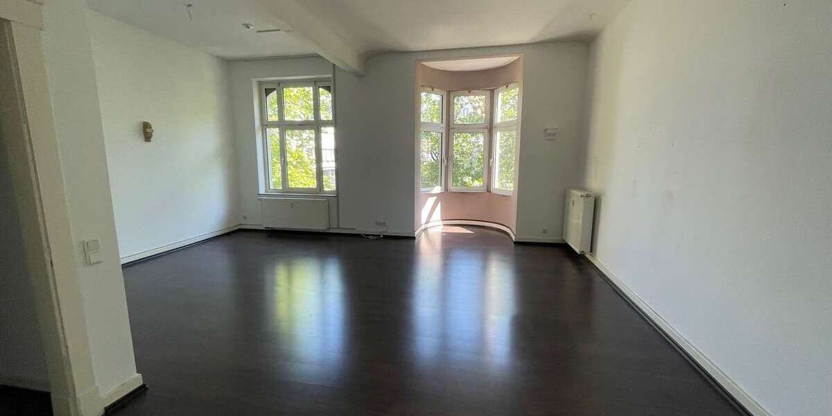 Etagenwohnung Bielefeld Schildesche - 3 Zimmer, 120 m&sup2;, 1.200&euro; | Angebot:20316798