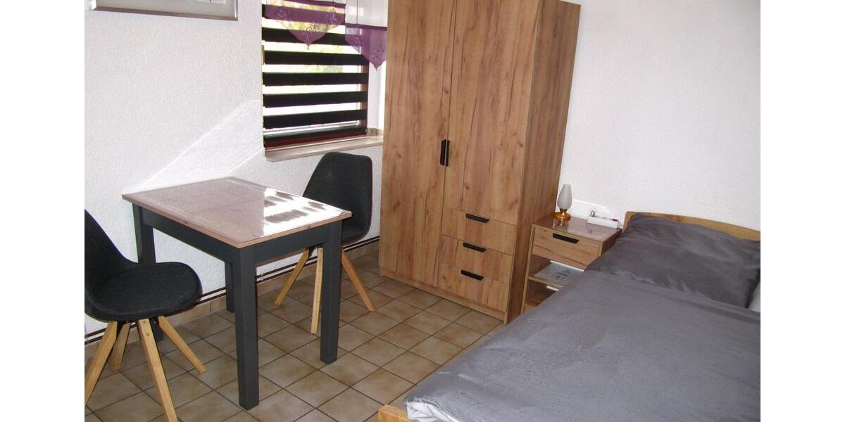 Wohnen auf Zeit Rodewisch - 2 Zimmer, 50 m&sup2;, 25&euro; | Angebot:25633032
