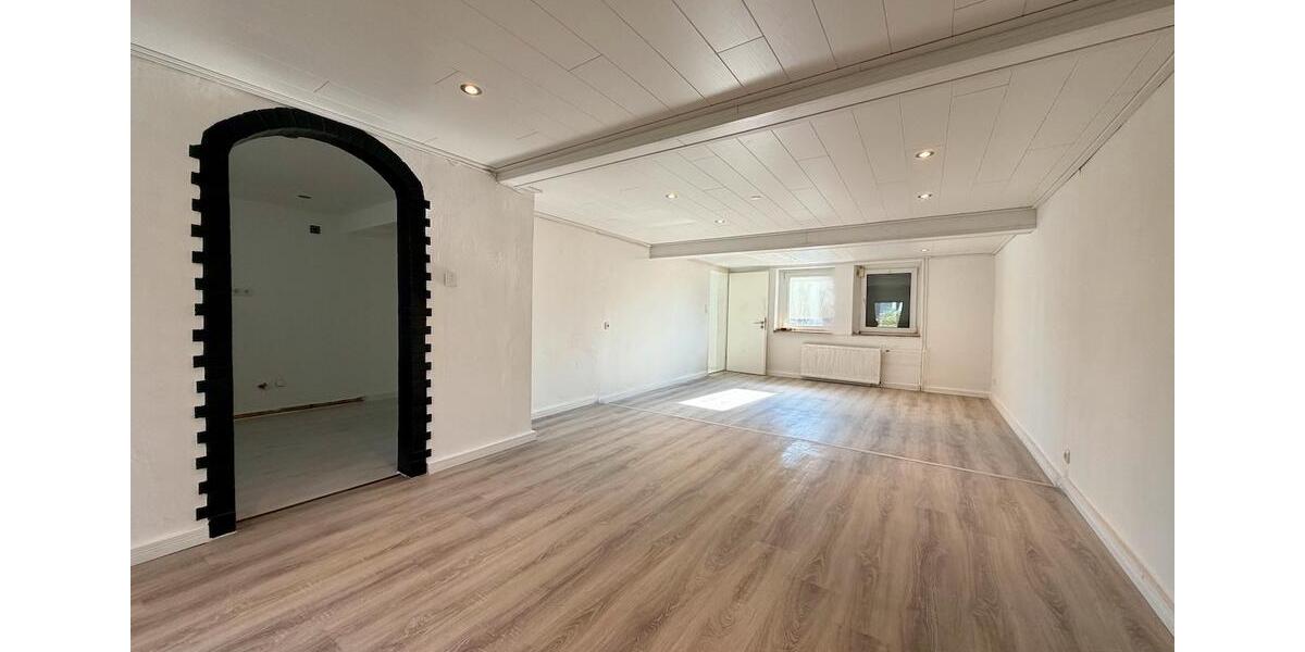 Doppelhaushälfte Neunkirchen - 5 Zimmer, 111 m&sup2;, 720&euro; | Angebot:26277794