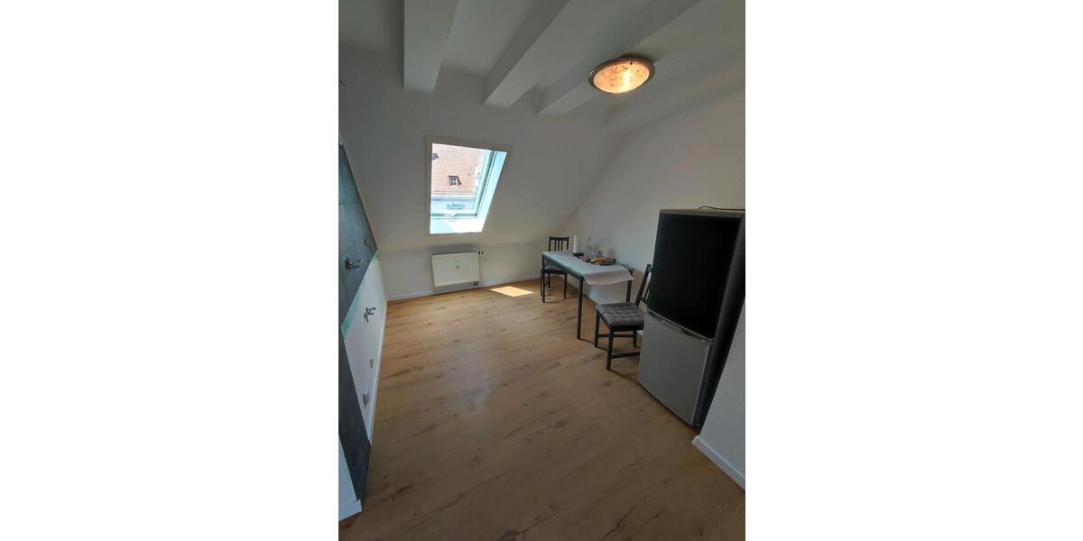 Dachgeschoßwohnung Nürnberg Gibitzenhof - 1 Zimmer, 34 m&sup2;, 540&euro; | Angebot:24346174