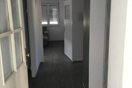 WG-Zimmer in Ludwigshafen-West – ca. 15 m² in 3er-WG 1 zimmer