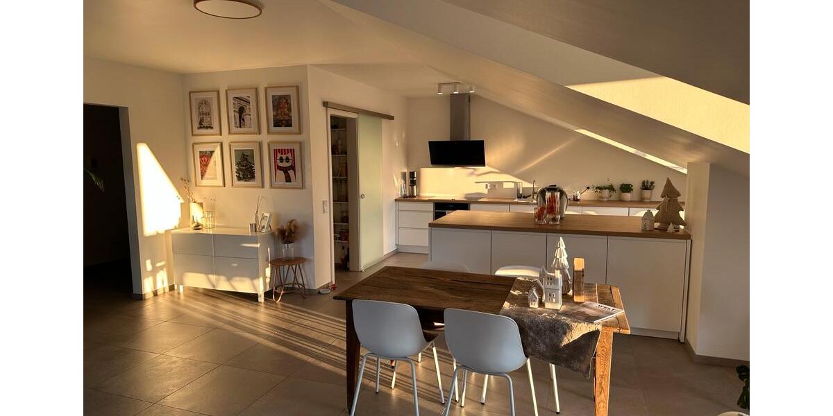 Dachgeschoßwohnung Bitburg - 3 Zimmer, 104 m&sup2;, 1.270&euro; | Angebot:25952477