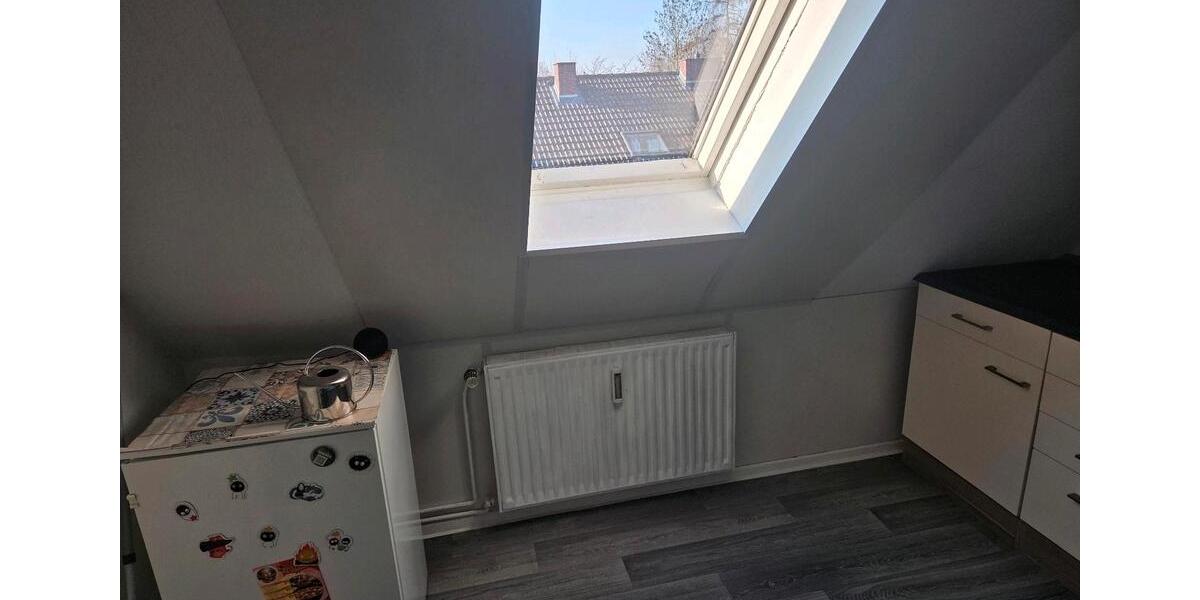 Dachgeschoßwohnung Bad Salzuflen - 2 Zimmer, 50 m&sup2;, 390&euro; | Angebot:25330955