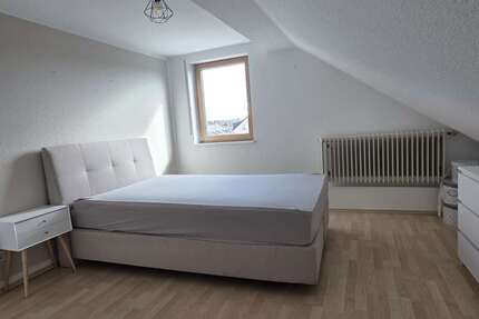 Zimmer Karlsruhe Neureut - 3 Zimmer, 1.300&euro; | Angebot:25283600