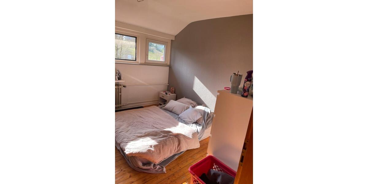 Dachgeschoßwohnung Marienheide - 3 Zimmer, 70 m&sup2;, 480&euro; | Angebot:26250326