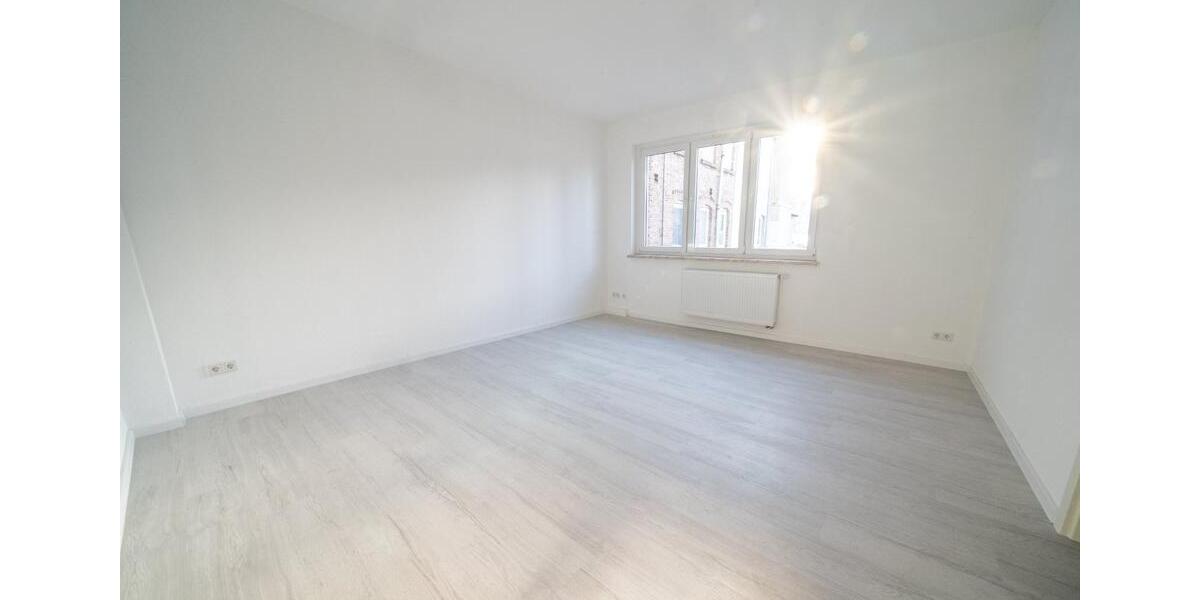 Etagenwohnung Naumburg (Saale) - 2 Zimmer, 51 m&sup2;, 410&euro; | Angebot:23511444