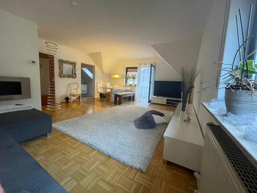 Vermiete 2,5 Zimmer DG-Wohnung 82m² in Sendelbach