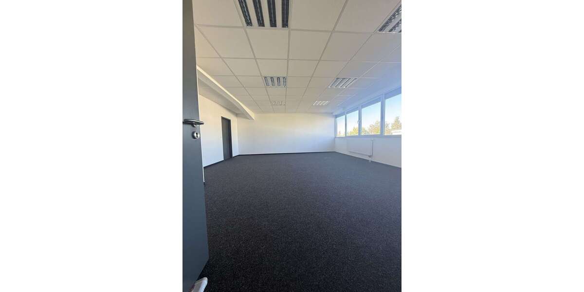 Büro in Pirmasens 2.145 € 429 m² zimmer