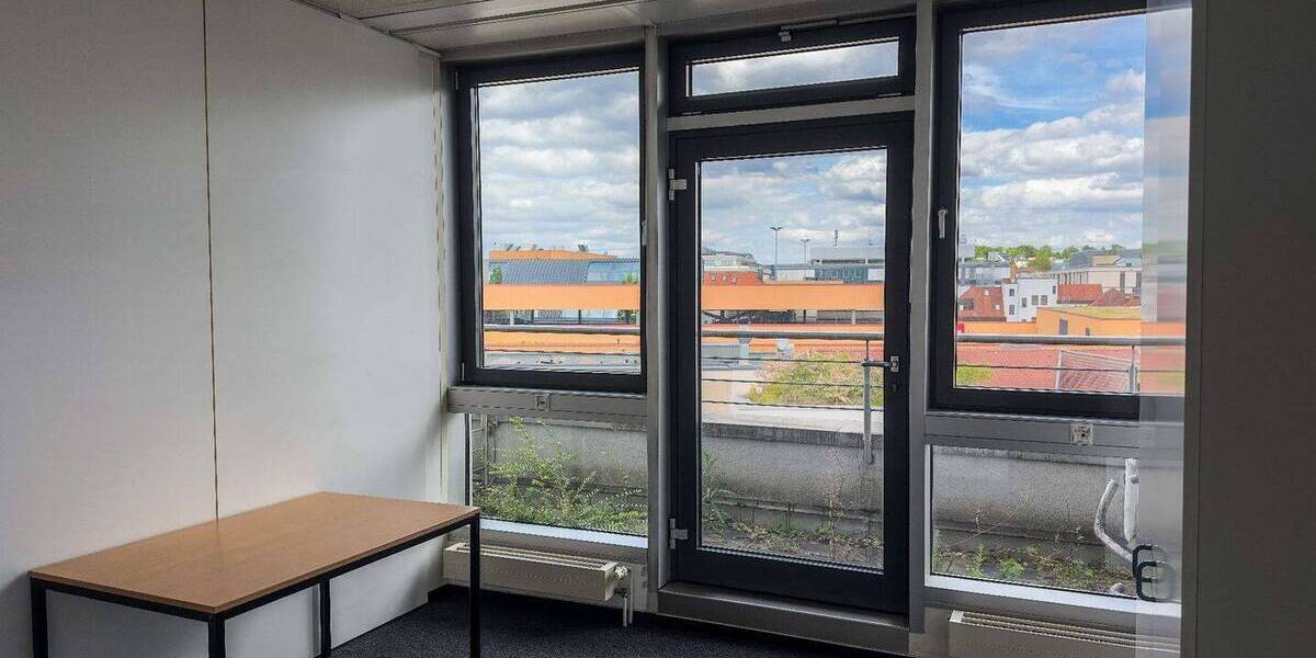Gewerbeobjekt Böblingen - 5.200&euro; | Angebot:23965461