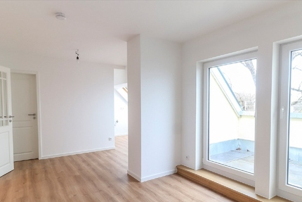 EUTRITZSCH + 2 RAUM Mietwohnung + ERSTBEZUG NACH DACHGESCHOSSAUSBAU