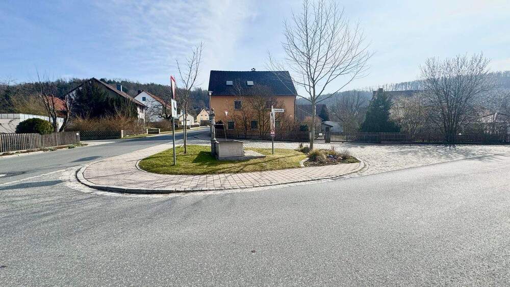 Etagenwohnung Berching Pollanten - 3 Zimmer, 94 m&sup2;, 880&euro; | Angebot:25668726