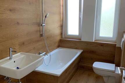 Wohnung Zwenkau - 3 Zimmer, 71 m&sup2;, 850&euro; | Angebot:22923796