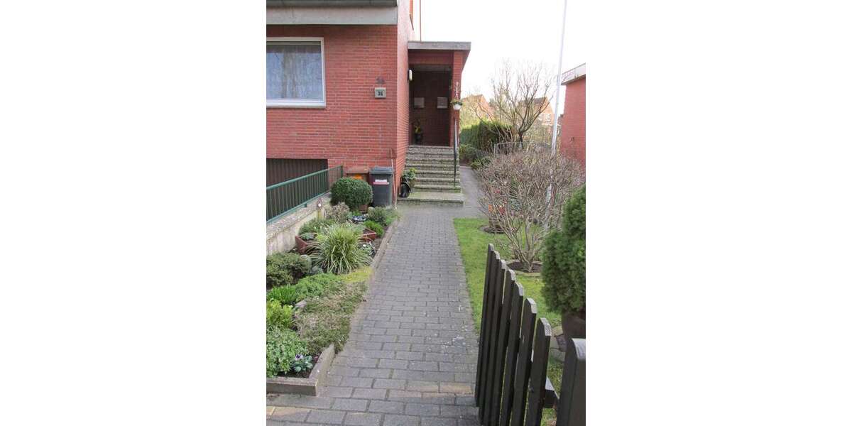 Etagenwohnung Lübeck Sankt Gertrud - 3 Zimmer, 95 m&sup2;, 1.200&euro; | Angebot:25882956