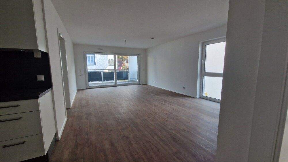 Etagenwohnung Lörrach Brombach - 3 Zimmer, 84 m&sup2;, 1.350&euro; | Angebot:25726996