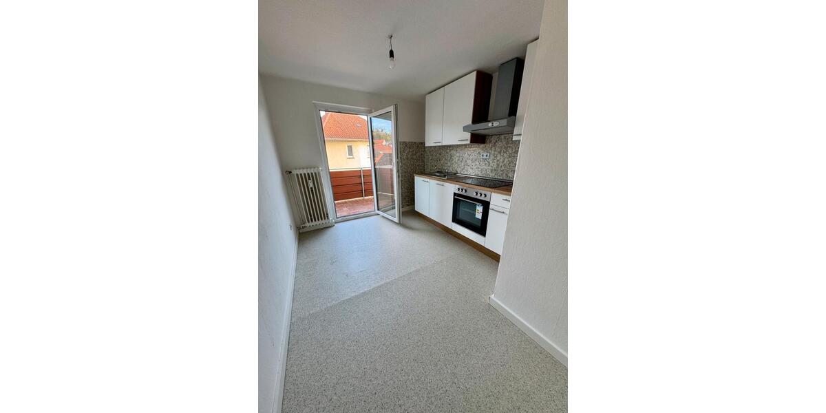 Etagenwohnung Bad Pyrmont - 3 Zimmer, 87 m&sup2;, 600&euro; | Angebot:24982216