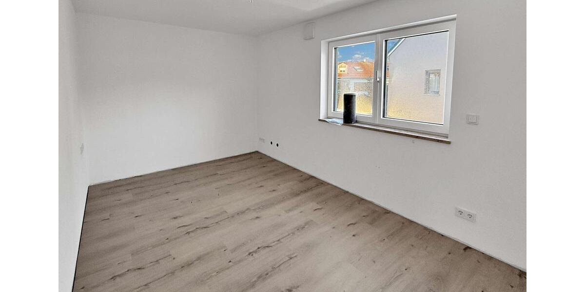 Etagenwohnung Anzing - 2 Zimmer, 47 m&sup2;, 1.030&euro; | Angebot:25002695