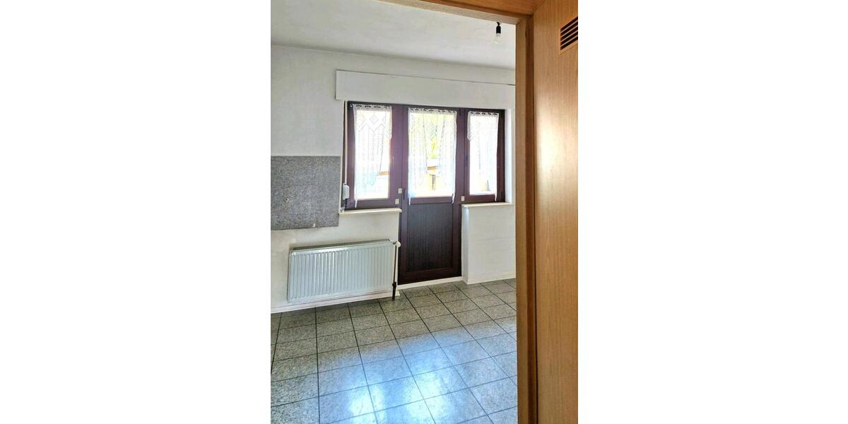 Etagenwohnung Mannheim Gartenstadt - 3 Zimmer, 82 m&sup2;, 850&euro; | Angebot:26460069