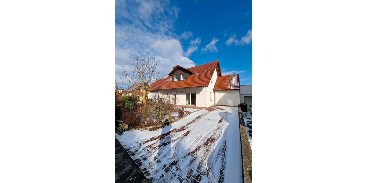 Einfamilienhaus Grub am Forst - 4 Zimmer, 115 m&sup2;, 900&euro; | Angebot:24863296