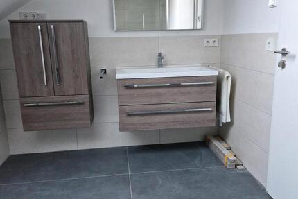 Wohnung Hohenroth - 5 Zimmer, 90 m&sup2;, 600&euro; | Angebot:26468891