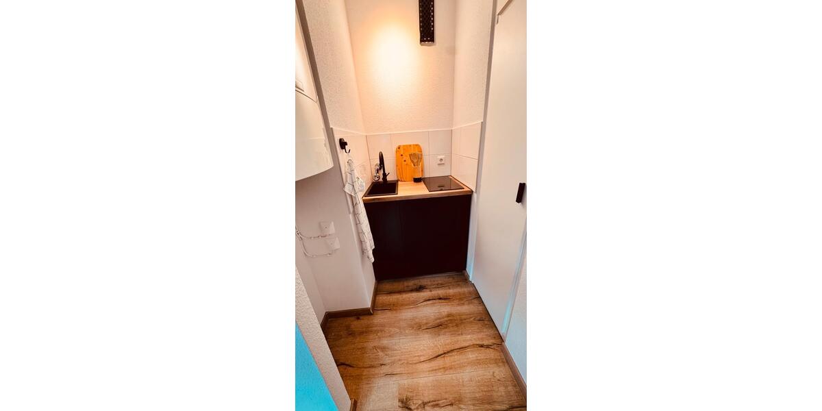 Wohnen auf Zeit Leverkusen Bürrig - 1 Zimmer, 37 m&sup2;, 1.390&euro; | Angebot:25678657