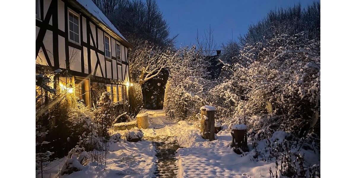 Wohnen auf Zeit Kreuztal - 3 Zimmer, 62 m&sup2;, 490&euro; | Angebot:23084423