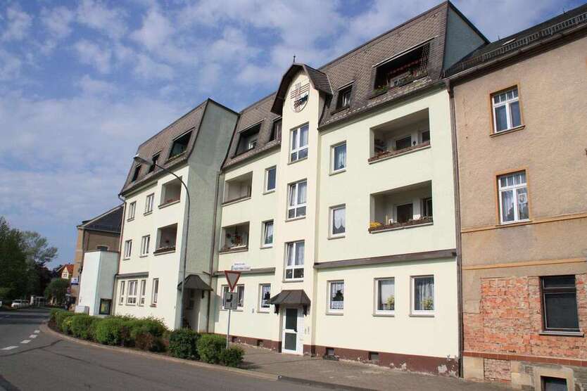 Wohnung zum Mieten in Zeulenroda-Triebes 284,85 € 56.97 m²