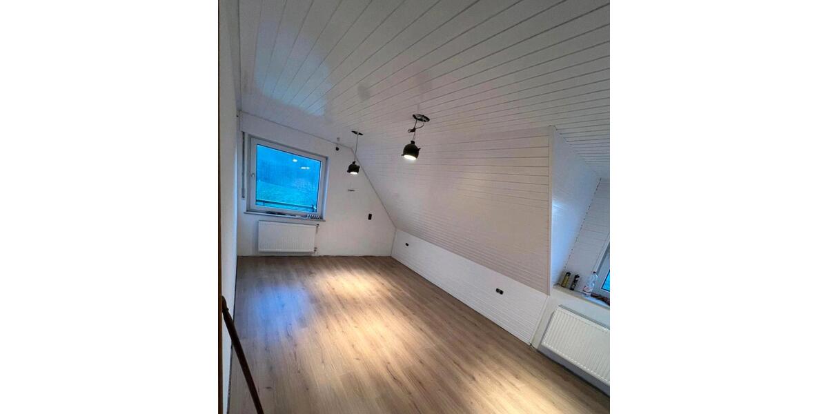 Etagenwohnung Melle - 5 Zimmer, 158 m&sup2;, 1.200&euro; | Angebot:24966013