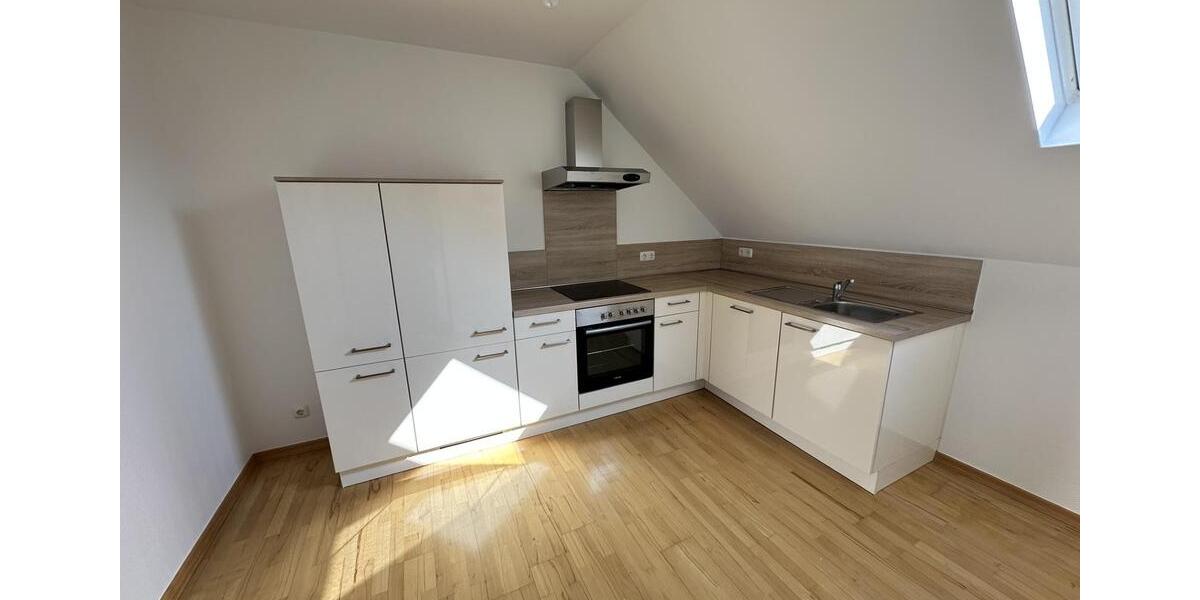 Dachgeschoßwohnung Schweich - 2 Zimmer, 74 m&sup2;, 845&euro; | Angebot:26504987