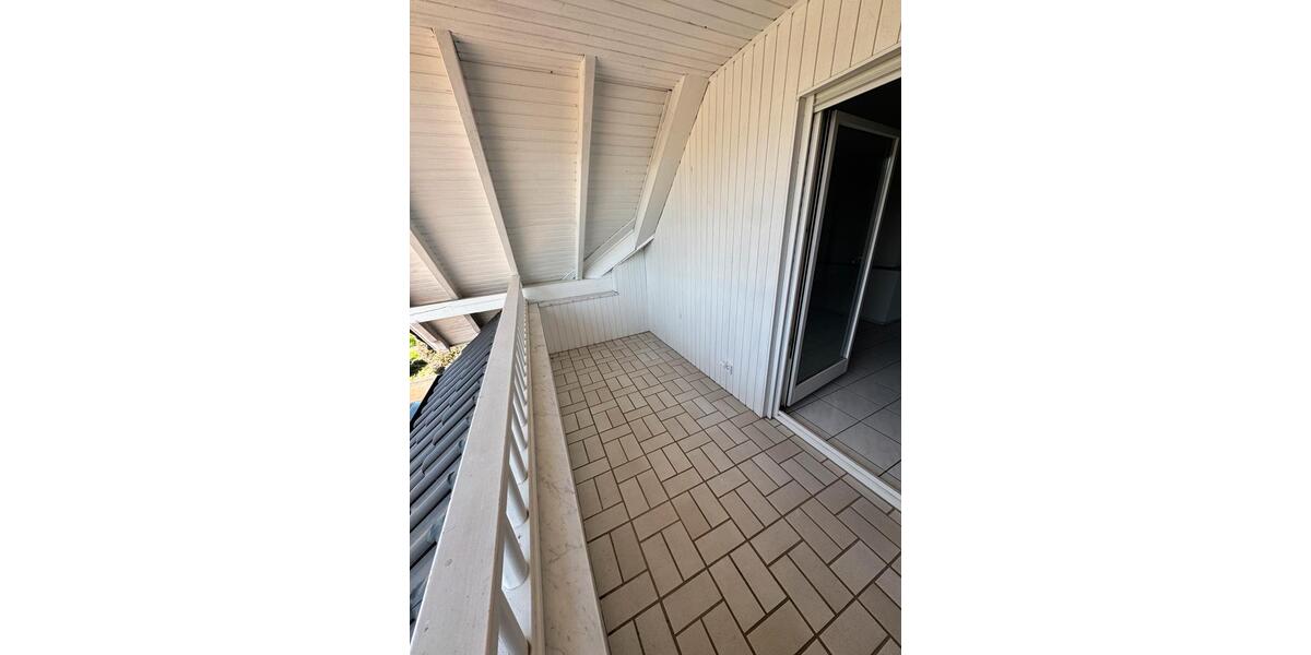 Dachgeschoßwohnung Lohne (Oldenburg) - 4 Zimmer, 140 m&sup2;, 1.100&euro; | Angebot:26698574