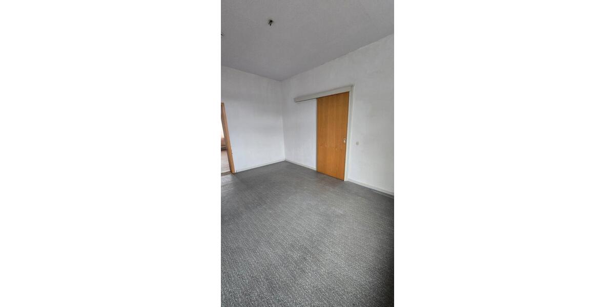Etagenwohnung Duisburg Duisburg-Mitte - 3 Zimmer, 65 m&sup2;, 450&euro; | Angebot:26619986