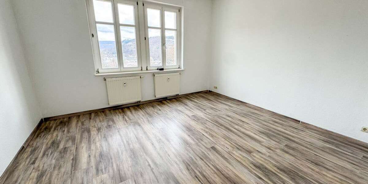 Etagenwohnung Zschorlau - 3 Zimmer, 78 m&sup2;, 400&euro; | Angebot:25538790