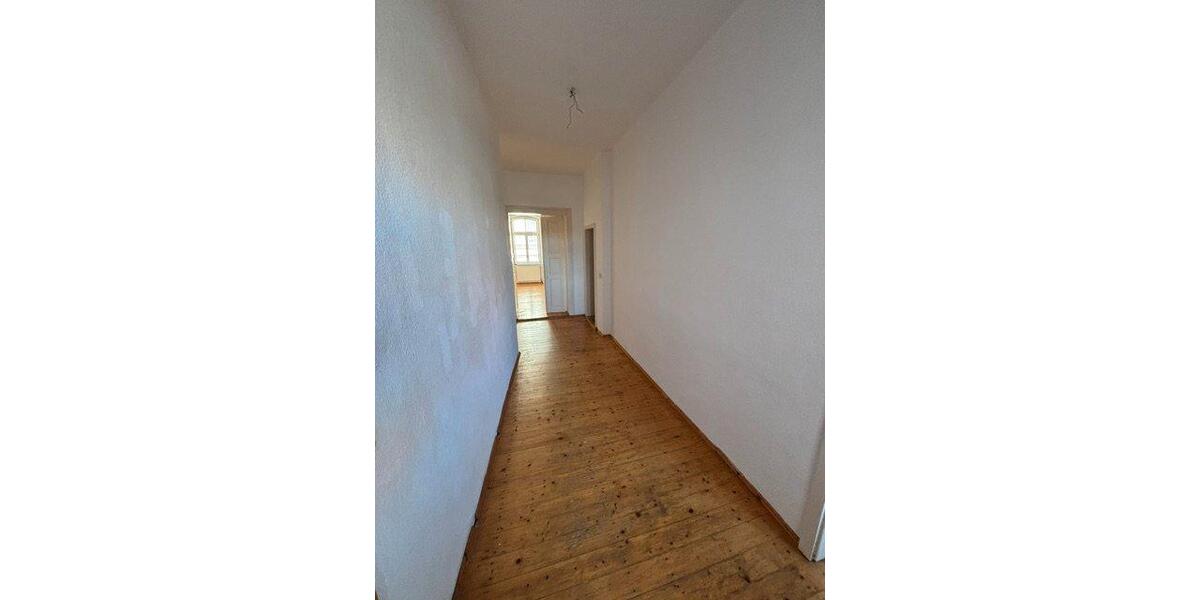 Etagenwohnung Freiberg - 1 Zimmer, 45 m&sup2;, 300&euro; | Angebot:26534412