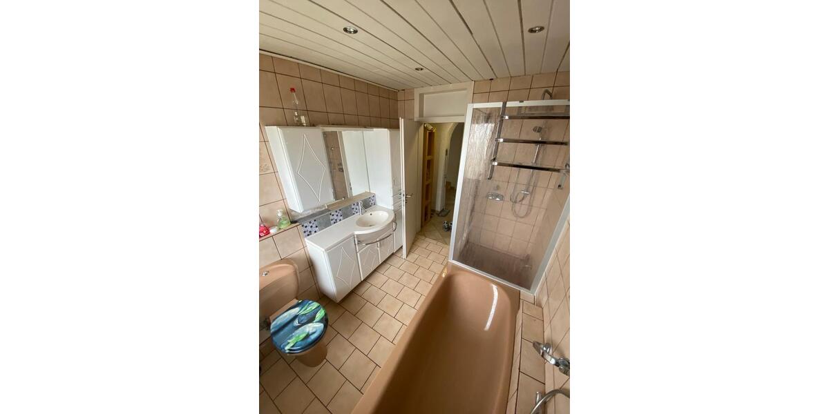Etagenwohnung Fulda - 5 Zimmer, 115 m&sup2;, 490&euro; | Angebot:26578834