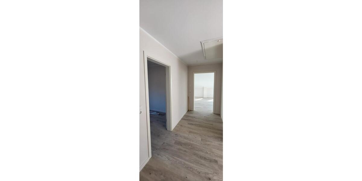 Dachgeschoßwohnung Barßel - 4 Zimmer, 90 m&sup2;, 900&euro; | Angebot:26477590