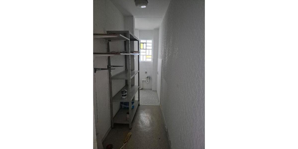 Etagenwohnung Wuppertal Cronenberg - 2.5 Zimmer, 65 m&sup2;, 420&euro; | Angebot:26635687