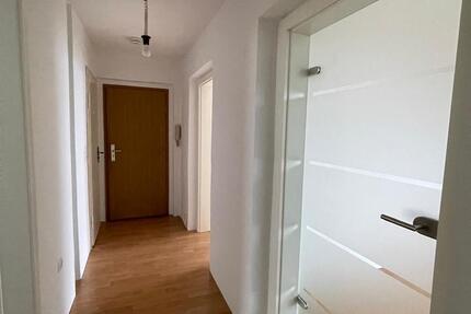 Wohnung Crimmitschau - 3 Zimmer, 55 m&sup2;, 400&euro; | Angebot:25017250