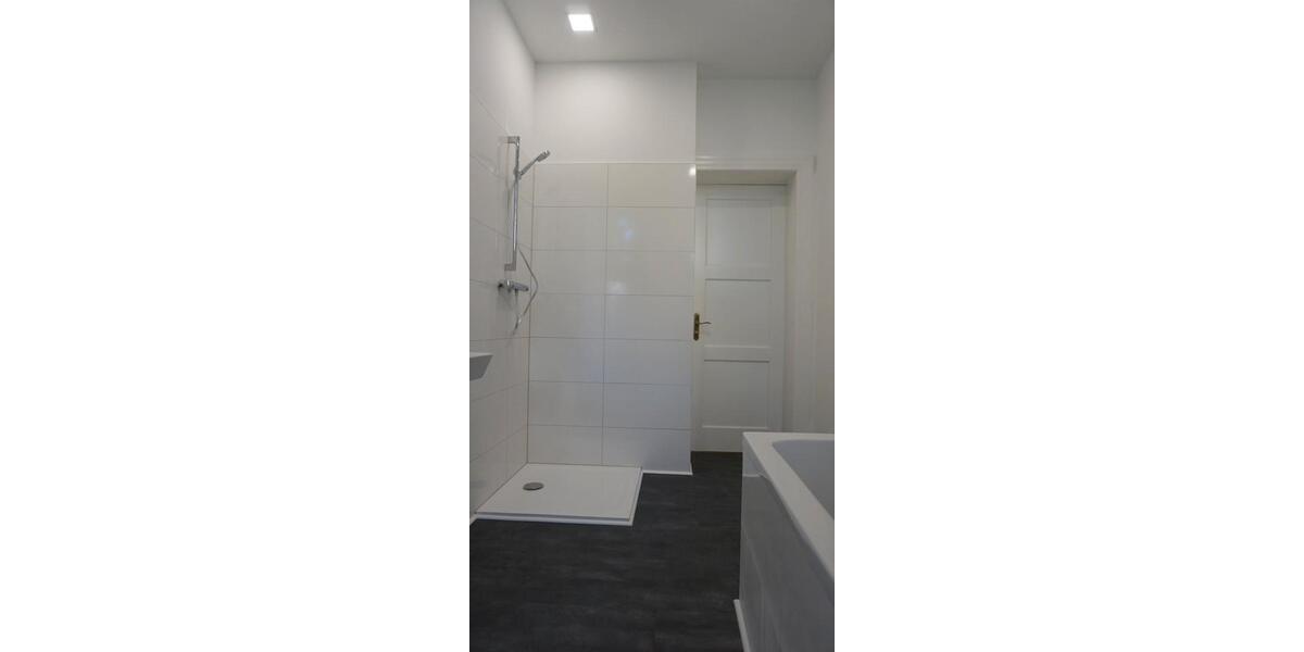 Erdgeschoßwohnung Erfurt Daberstedt - 5 Zimmer, 126 m&sup2;, 1.400&euro; | Angebot:26678962
