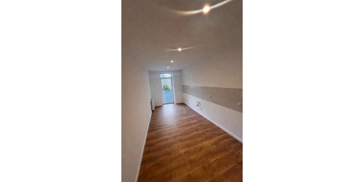 Etagenwohnung Gräfenhainichen Zschornewitz - 2 Zimmer, 62 m&sup2;, 900&euro; | Angebot:26051237