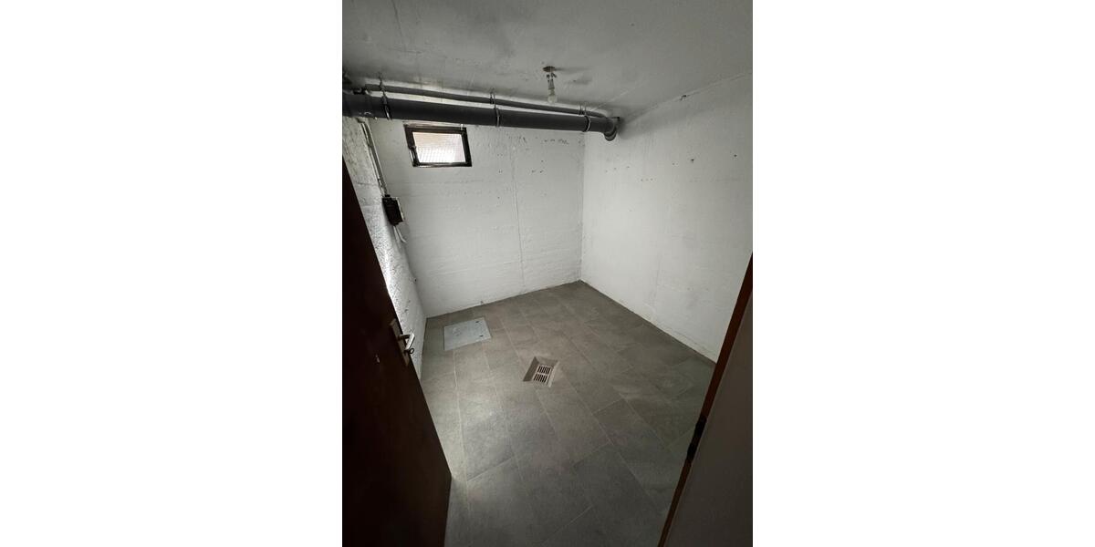 Reihenhaus Lohmar - 6 Zimmer, 170 m&sup2;, 2.350&euro; | Angebot:26345389