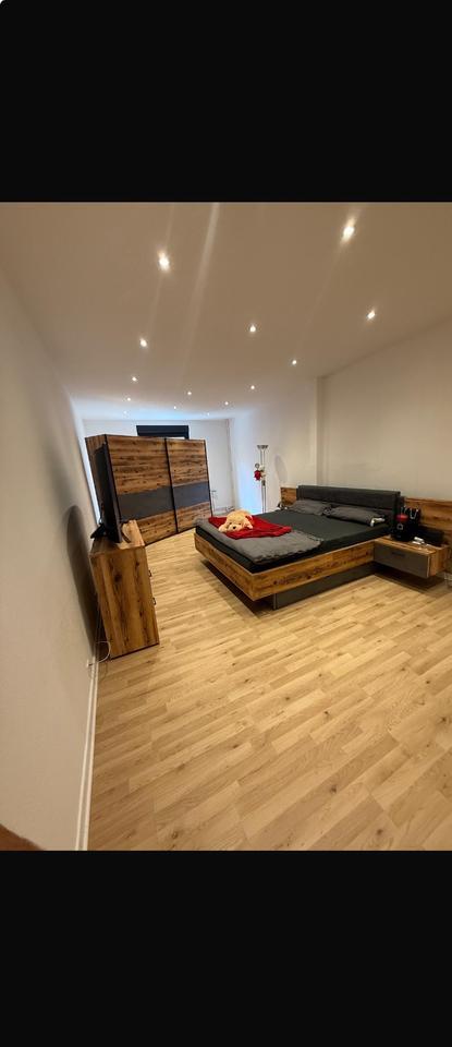Schöne helle 100 Quadratmeter Wohnung in Stöcken