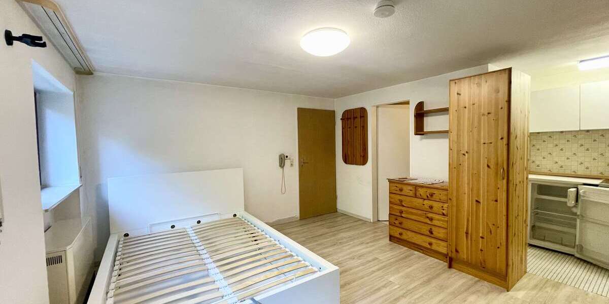 Etagenwohnung Zimmern - 1 Zimmer, 23 m&sup2;, 250&euro; | Angebot:27005822