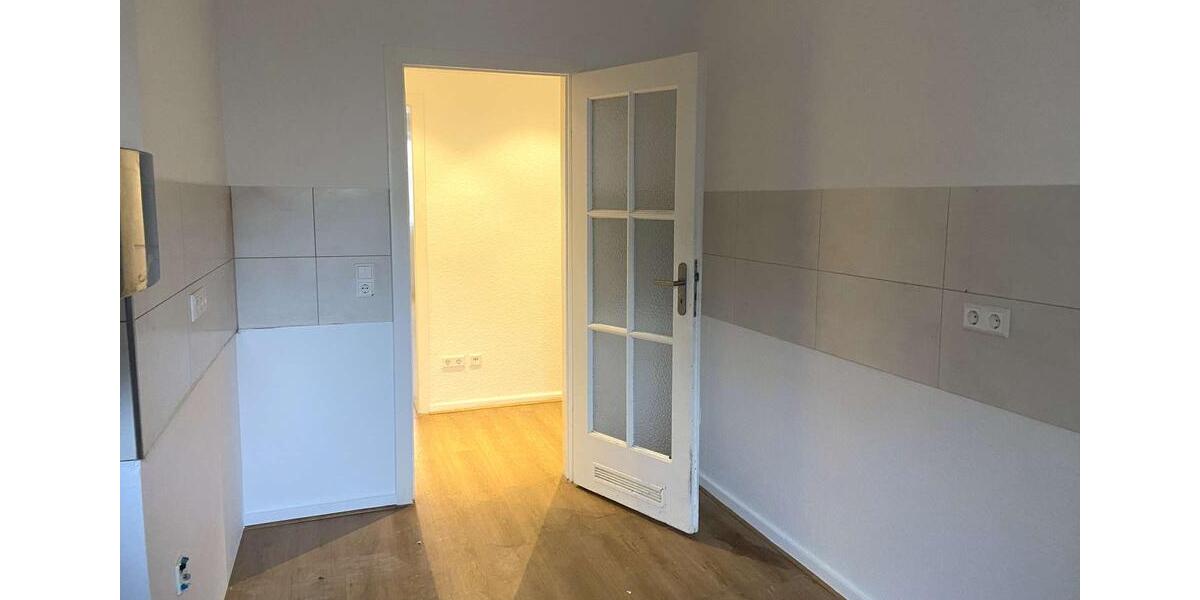 Erdgeschoßwohnung Hannover Vahrenwald-List - 3 Zimmer, 85 m&sup2;, 1.000&euro; | Angebot:24314036