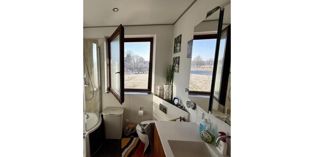 Etagenwohnung Königsbrunn - 4 Zimmer, 116 m&sup2;, 1.680&euro; | Angebot:25070816