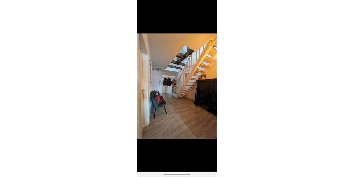 Etagenwohnung Herford - 2 Zimmer, 140 m&sup2;, 1.200&euro; | Angebot:26294686