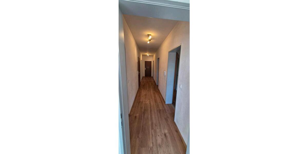 Etagenwohnung Garching an der Alz - 3.5 Zimmer, 150 m&sup2;, 1.200&euro; | Angebot:26448816